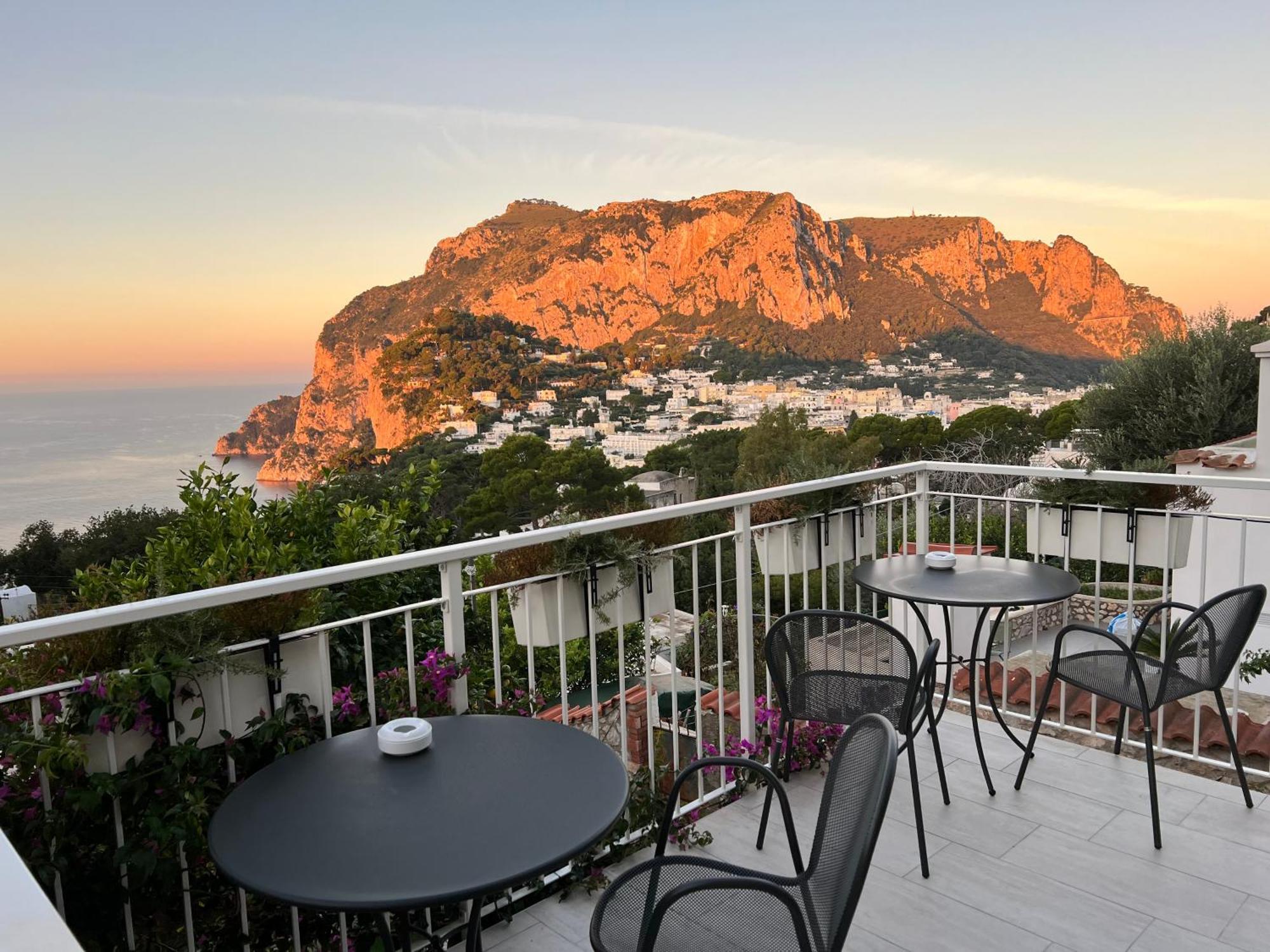 La Reginella Capri Hotel ภายนอก รูปภาพ