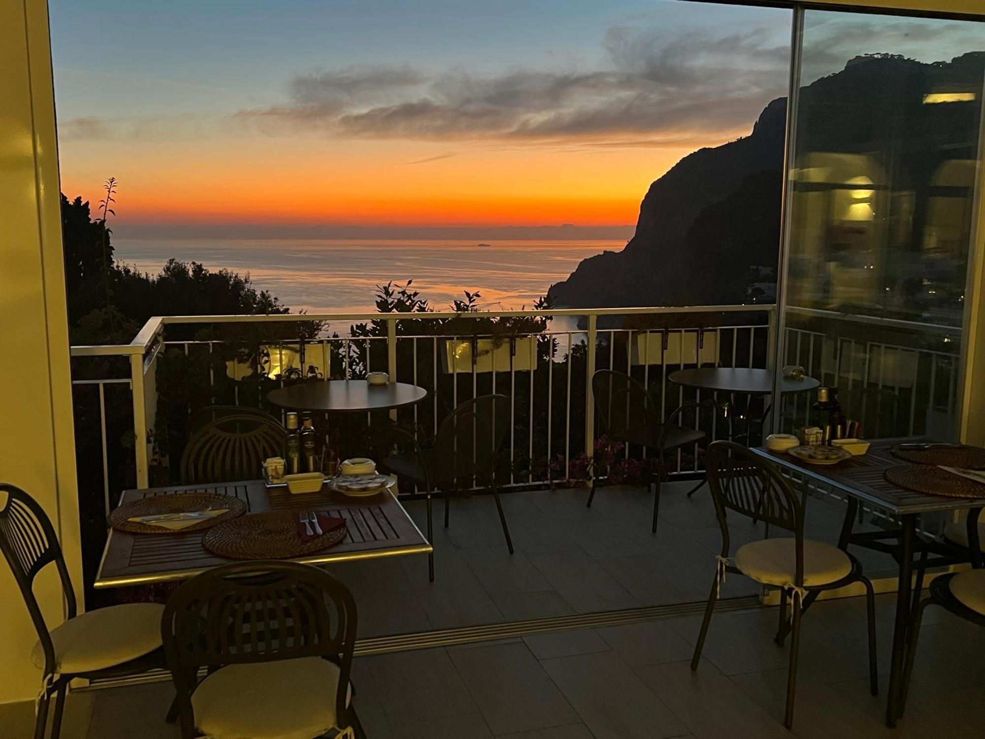 La Reginella Capri Hotel ภายนอก รูปภาพ